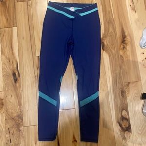 Legging. Navy with mint details
